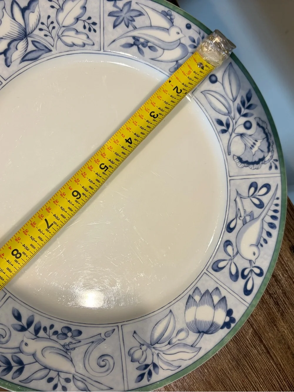 Switch 3/Cordoba Pattern by Villeroy & Boch. Porcelain Dinner Plate.